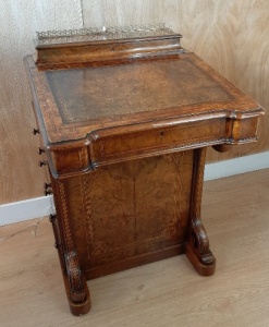 Victorian burr walnut davenport