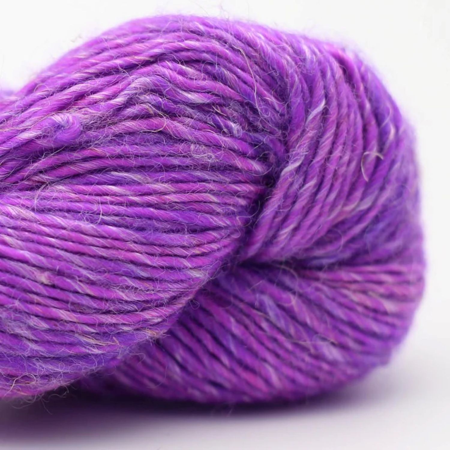 Cowgirlblues Merino Linen solid hand-dyed yarn 50g - African Violet 54 ...