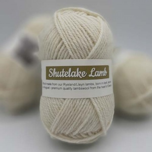 Limited Edition Shutelake Farm Lambswool DK 50 g